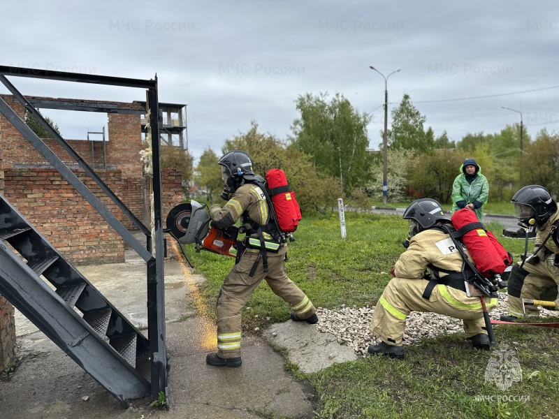 В  Ульяновске выбрали лучшее звено газодымозащитной  службы