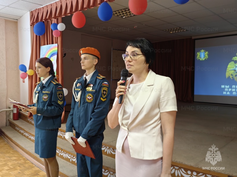 В учебно-методическом центре военно-патриотического воспитания «Авангард» состоялось открытие второй профильной смены для ребят кадетских классов