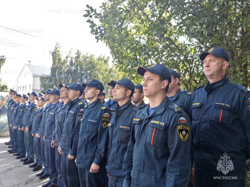 В Ульяновске открыли памятную доску, посвященную ветерану пожарной охраны Вячеславу Салкову